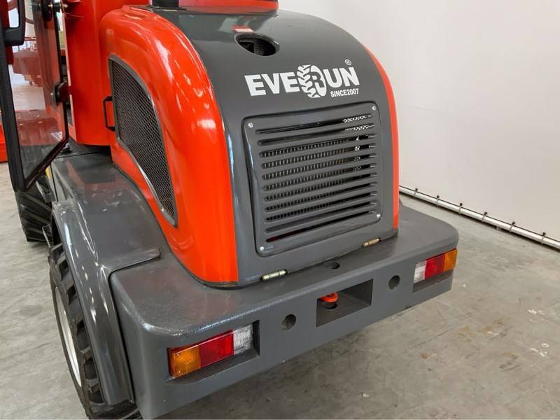 Wheel loader yard loader EVERUN model ER 08 4WD
