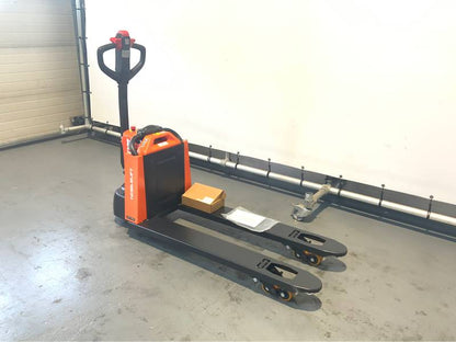 Electric pallet truck Noblelift PTE15Q 24V 20Ah, load capacity 1,500 kg, fork length 1,150 mm