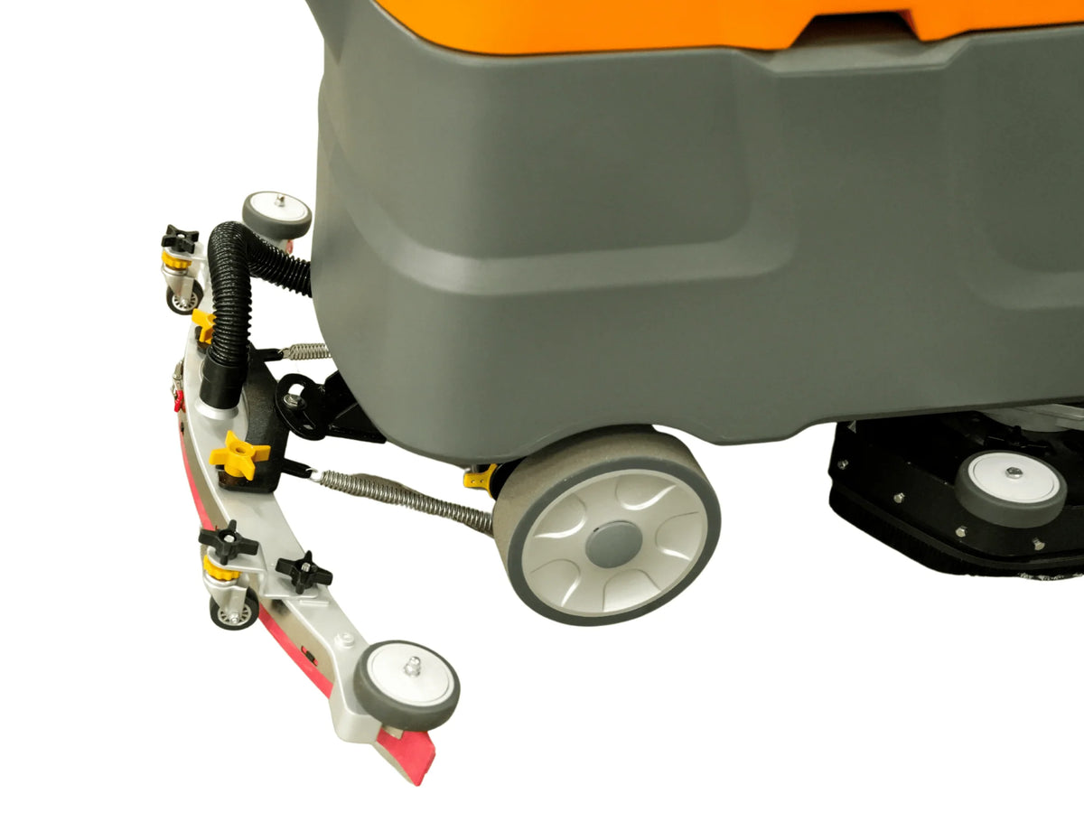 Graefer SM80S-PRO up to 4,500 m²/h ride-on scrubber dryer with dual brush