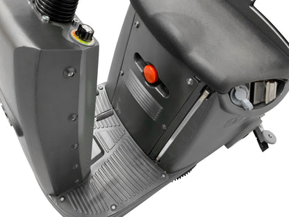 KR-FR70 Ride-on Scrubber Dryer / Cleaning Machine Kremer