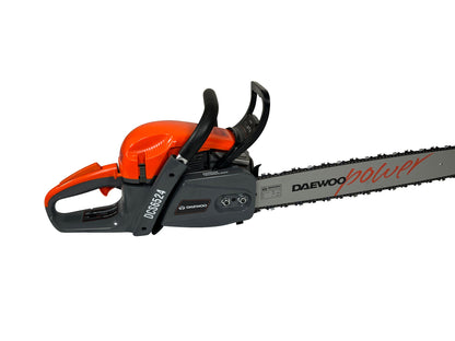 Robuste und leistungsstarke Kettensäge Daewoo DCS6524 Benzin – Blattlänge 60 cm
