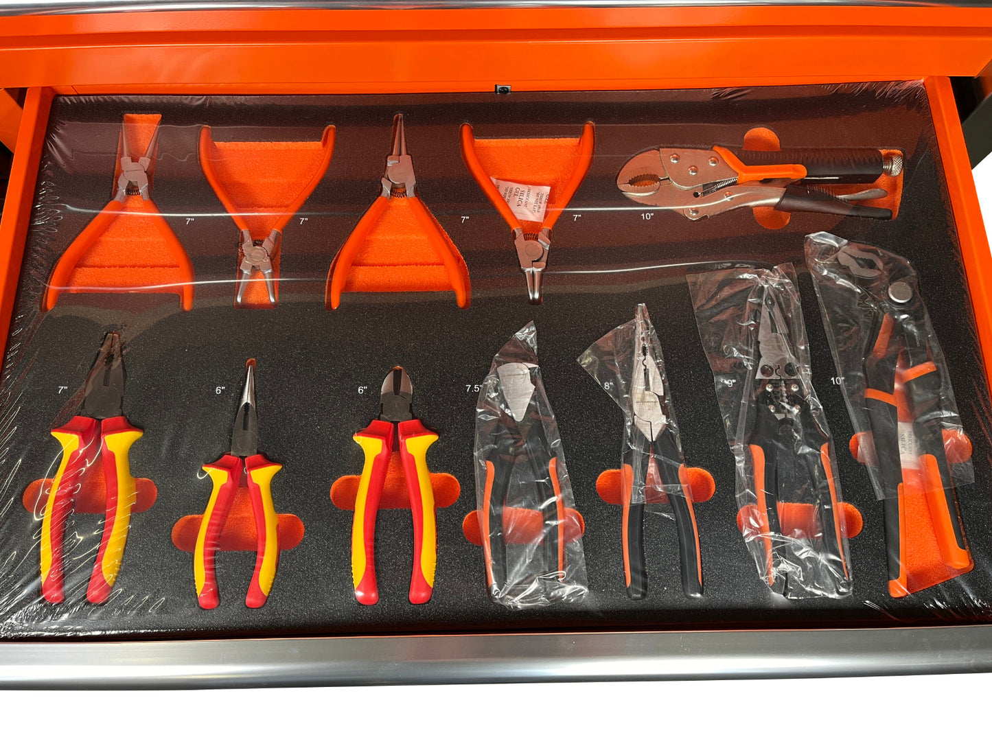 Daewoo tool trolley 387 pieces - professional quality