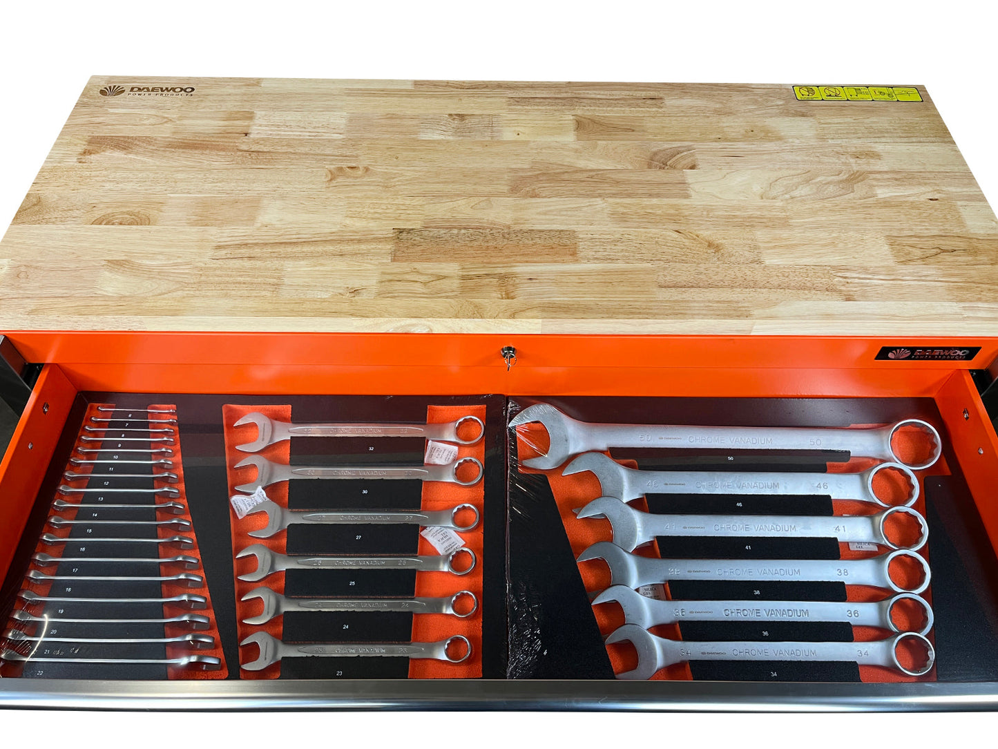 Daewoo tool trolley 387 pieces - professional quality