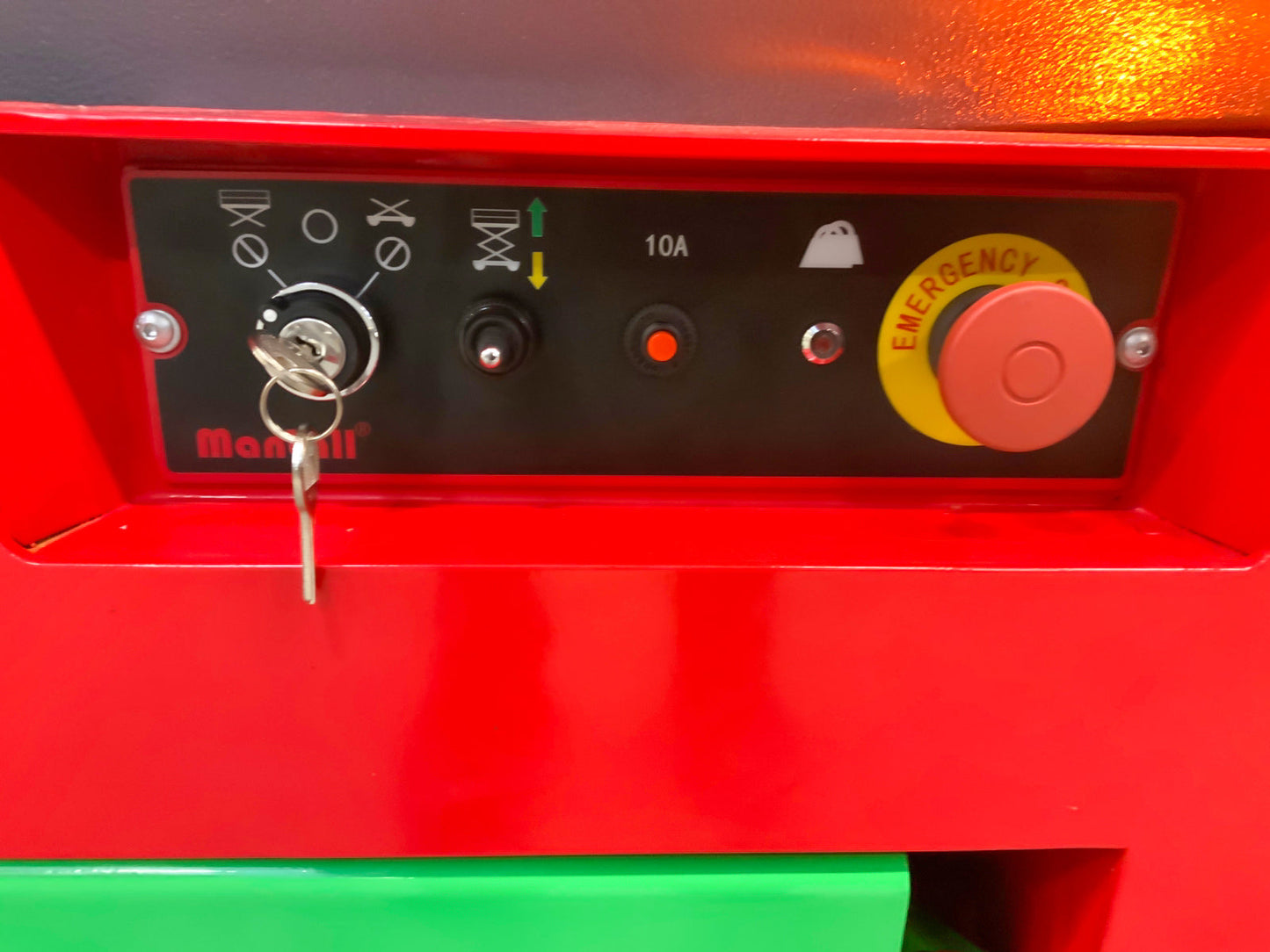 Work platform, scissor lift Manatall XE80N - 8m