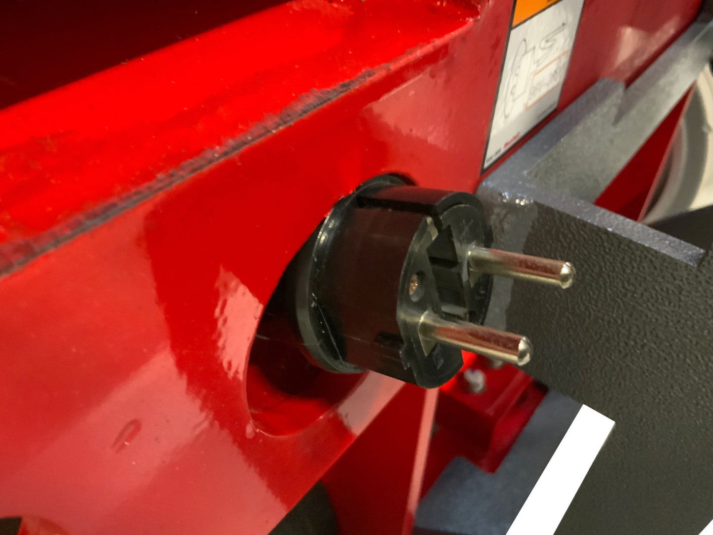 Work platform, scissor lift Manatall XE80N - 8m