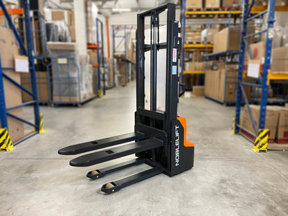 Noblelift PSE12B2900 electric forklift / lifting height 2,900 mm / load capacity 1,200 kg