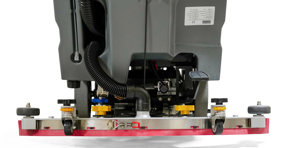 Graefer SM55F-PRO up to 2,500 m²/h scrubber dryer with traction drive
