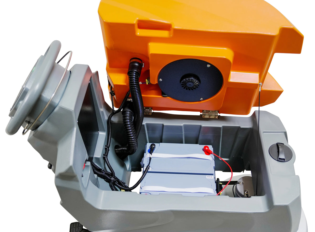 Graefer SM55F-PRO up to 2,500 m²/h scrubber dryer with traction drive
