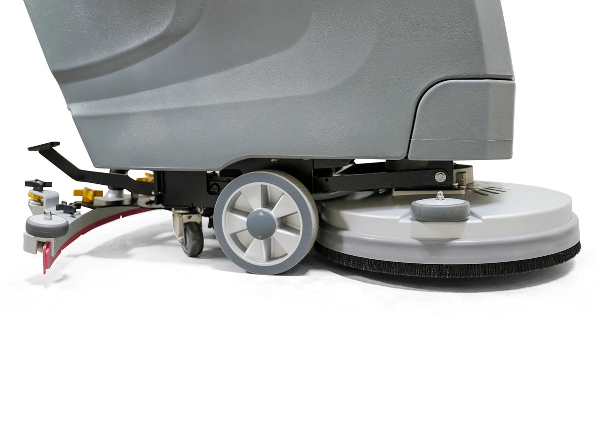 Graefer SM55F-PRO up to 2,500 m²/h scrubber dryer with traction drive